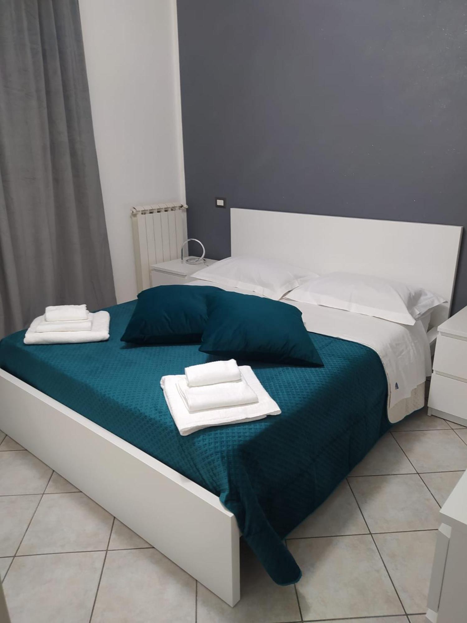 Апартаменты La Perla Del Mare - 9 Minutes From Fco Airport - Free Wifi E Netflix Фьюмичино Экстерьер фото