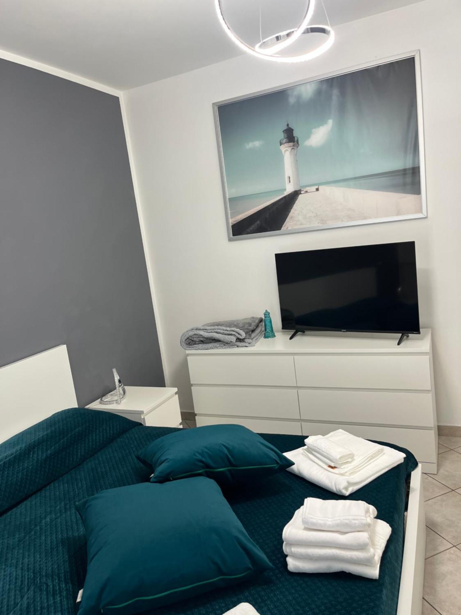 Апартаменты La Perla Del Mare - 9 Minutes From Fco Airport - Free Wifi E Netflix Фьюмичино Экстерьер фото